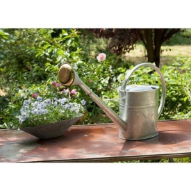 Kovotvar Gießkanne oval mit Messingbrause 8 l Kovotvar Gießkanne oval mit Messingbrause 8 l